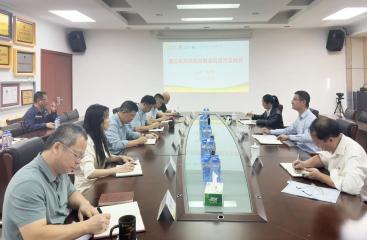 莫政融到云鸥物流公司讲授专题党课