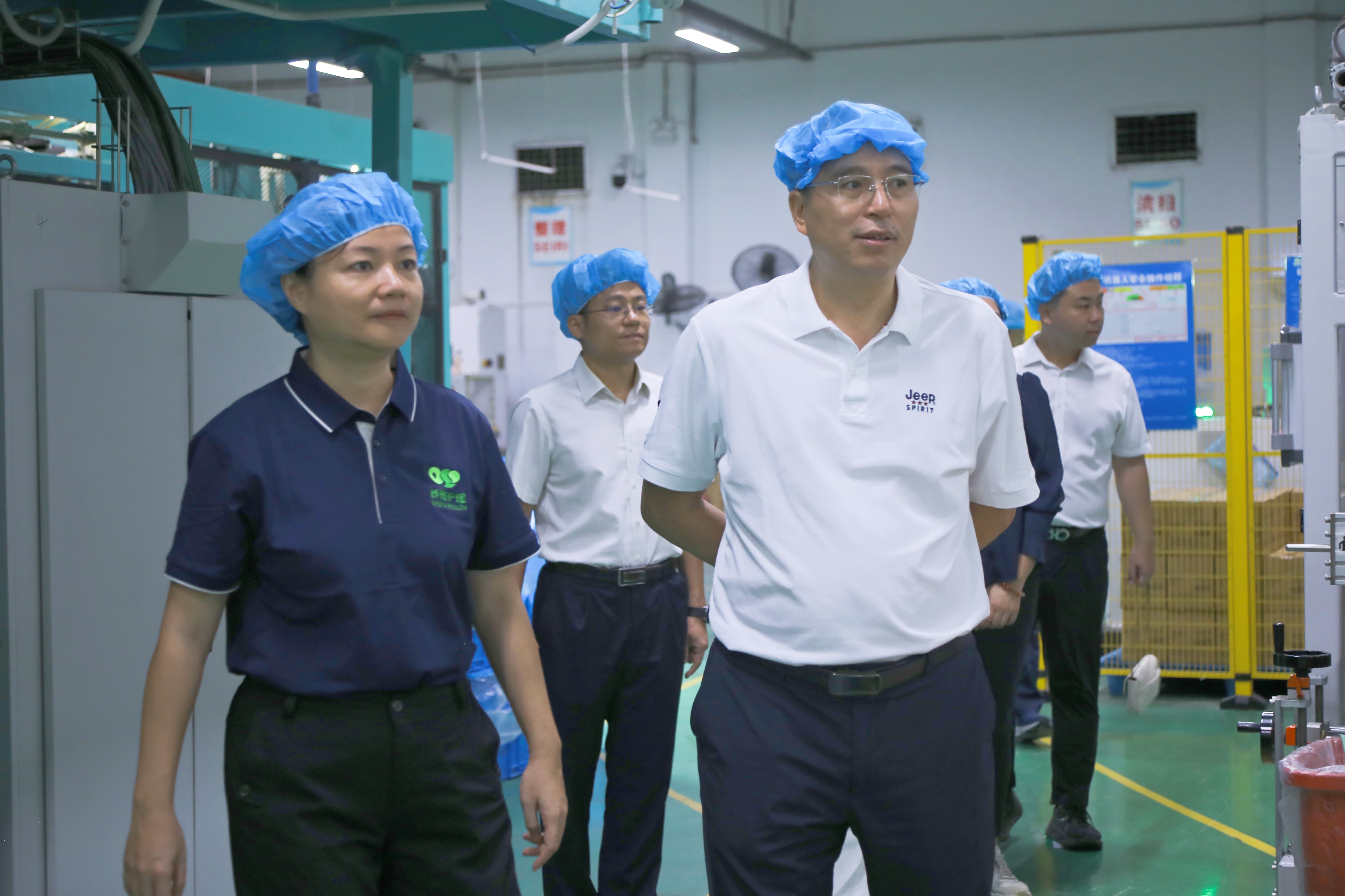 罗到舒雅检查-谢进昊摄 (1).jpg