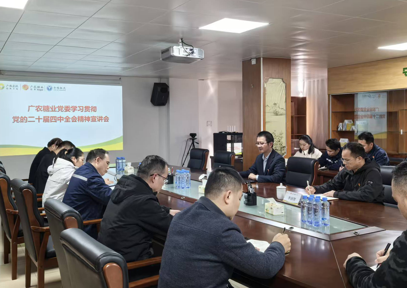 1767141071936963.jpg 修莫书记宣讲-唐柳贤 摄.jpg